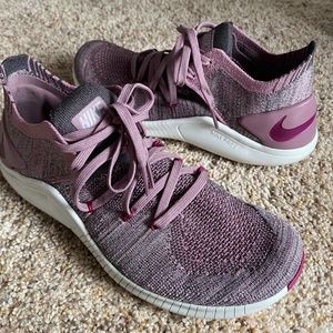 Nike running/training sneakers - W 7